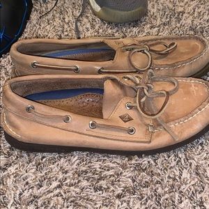 Sperry boat shoes